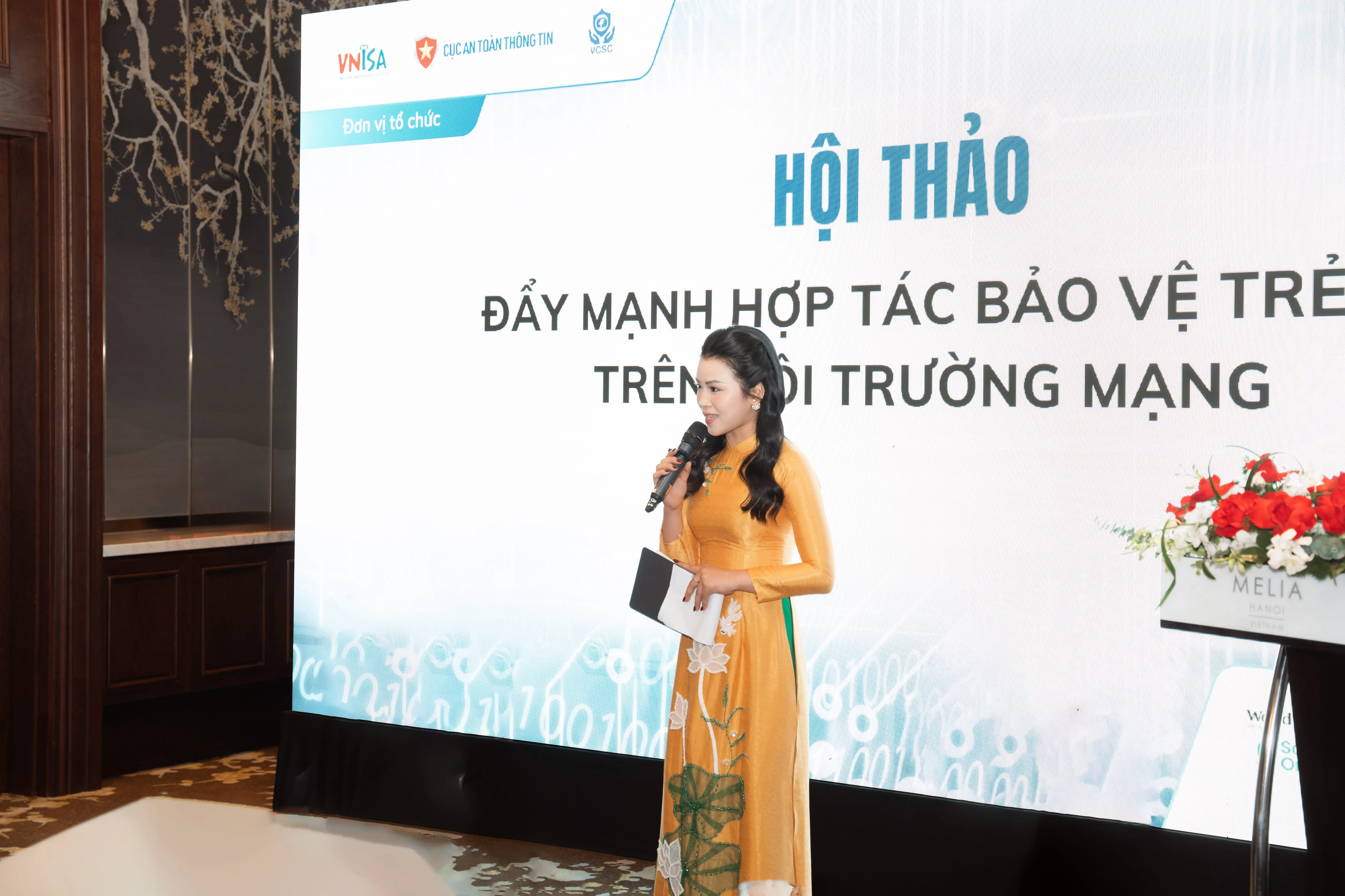 ĐẨY MẠNH HỢP TÁC BẢO VỆ TRẺ EM TRÊN MÔI TRƯỜNG MẠNG